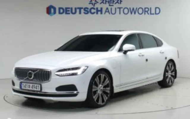 S90 T8 AWD 얼티메이트 브라이트